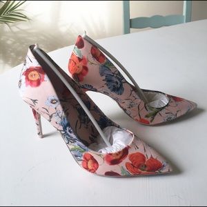 NWT Aldo - floral print - Uloaviel pump